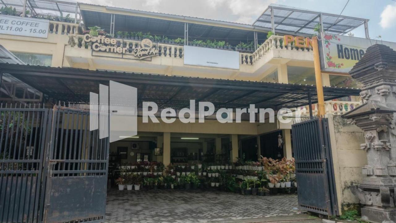 Vandhela Homestay Syariah Mitra Reddoorz 수라바야 외부 사진