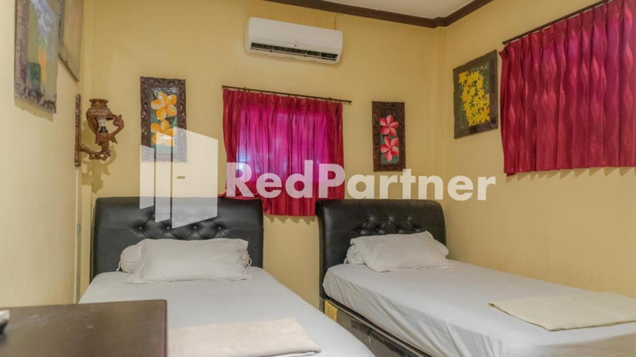 Vandhela Homestay Syariah Mitra Reddoorz 수라바야 외부 사진