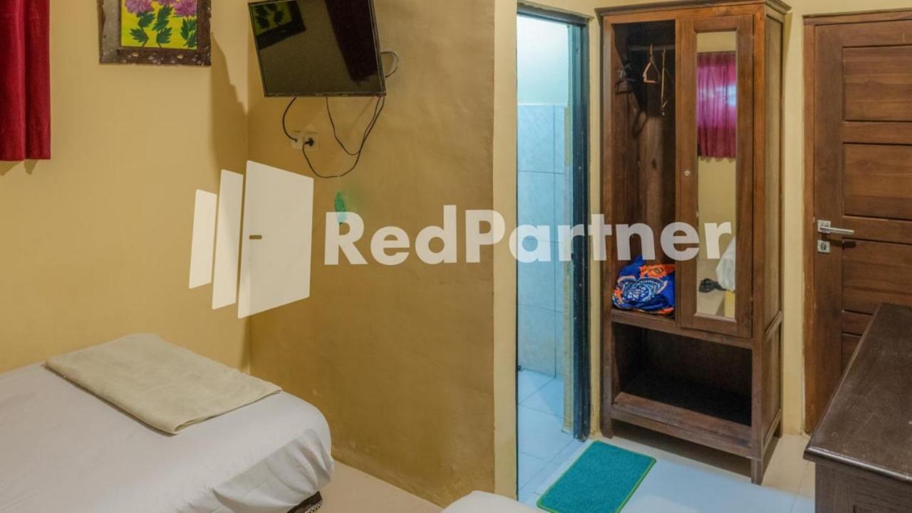 Vandhela Homestay Syariah Mitra Reddoorz 수라바야 외부 사진