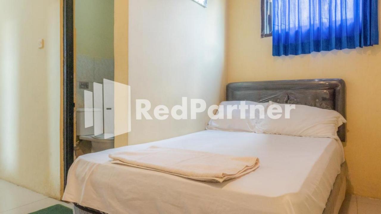 Vandhela Homestay Syariah Mitra Reddoorz 수라바야 외부 사진