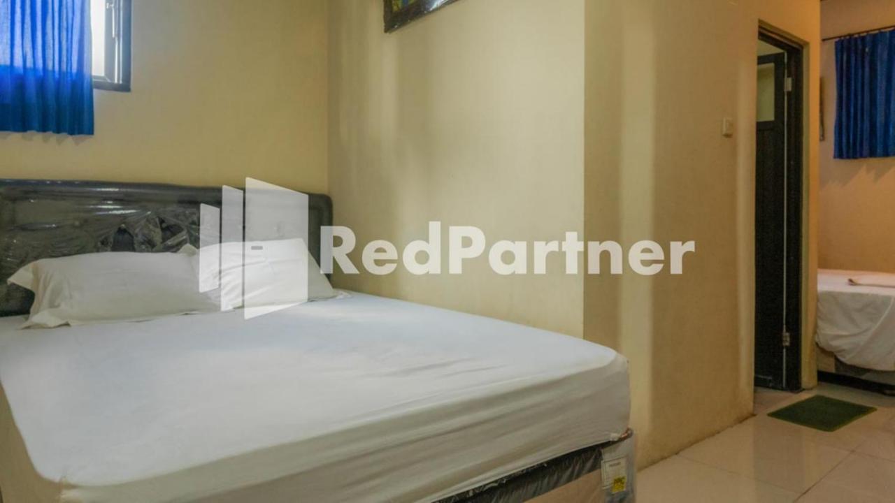 Vandhela Homestay Syariah Mitra Reddoorz 수라바야 외부 사진